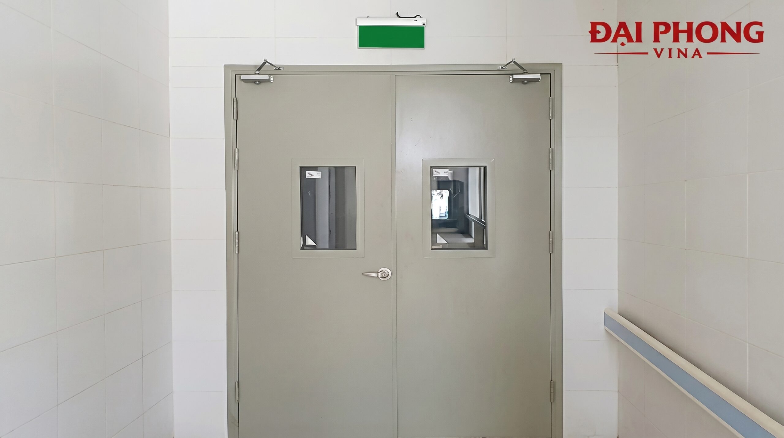 thi công và lắp đặt cửa thép chống cháy EI 60, EI 90 KCN Quang Minh II